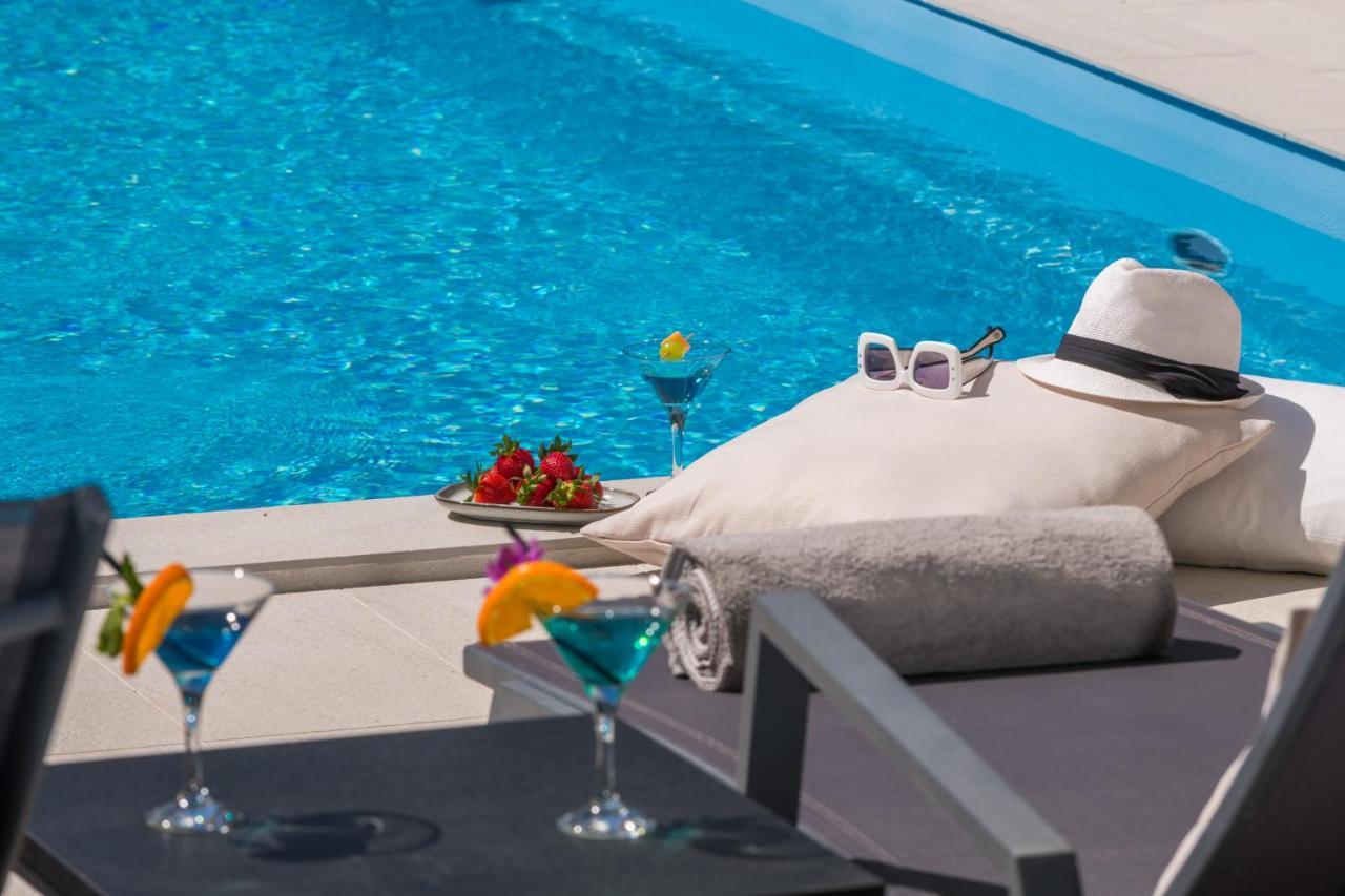 Villa Oasis - Your Luxury Home Away From Home Celopeci Экстерьер фото