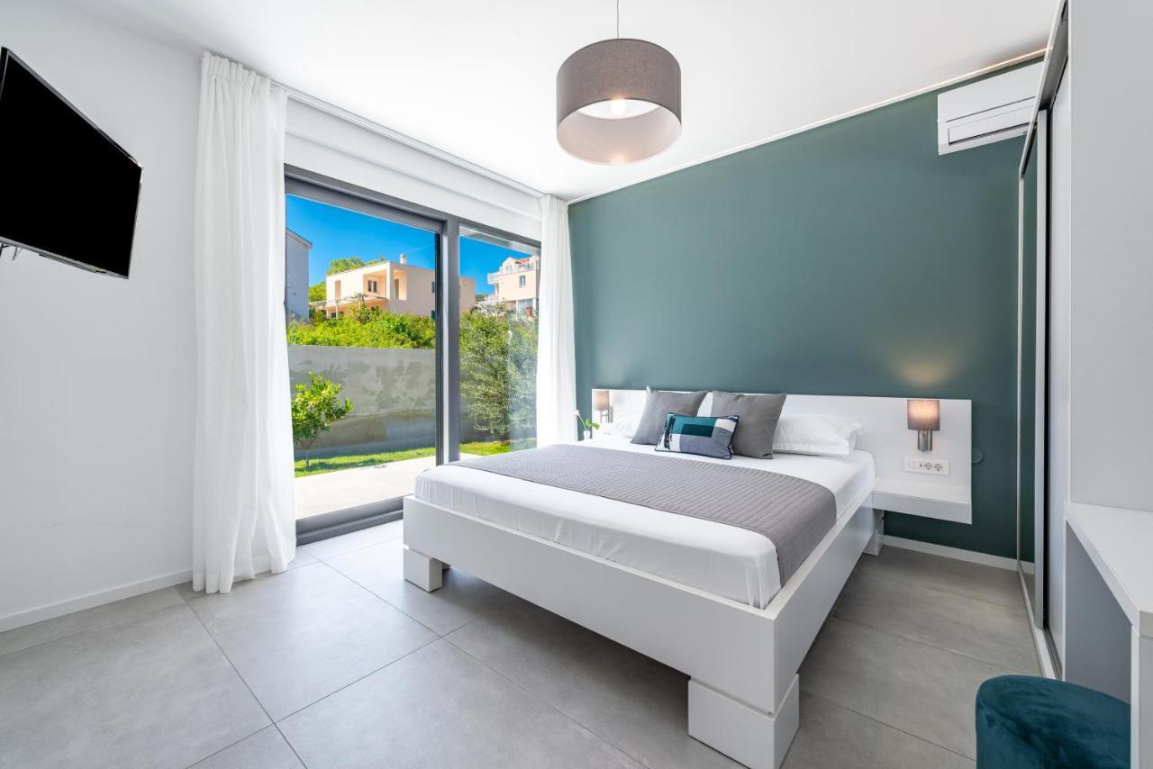 Villa Oasis - Your Luxury Home Away From Home Celopeci Экстерьер фото