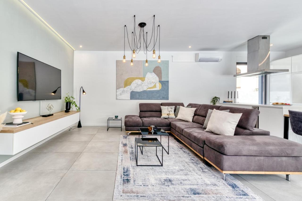 Villa Oasis - Your Luxury Home Away From Home Celopeci Экстерьер фото