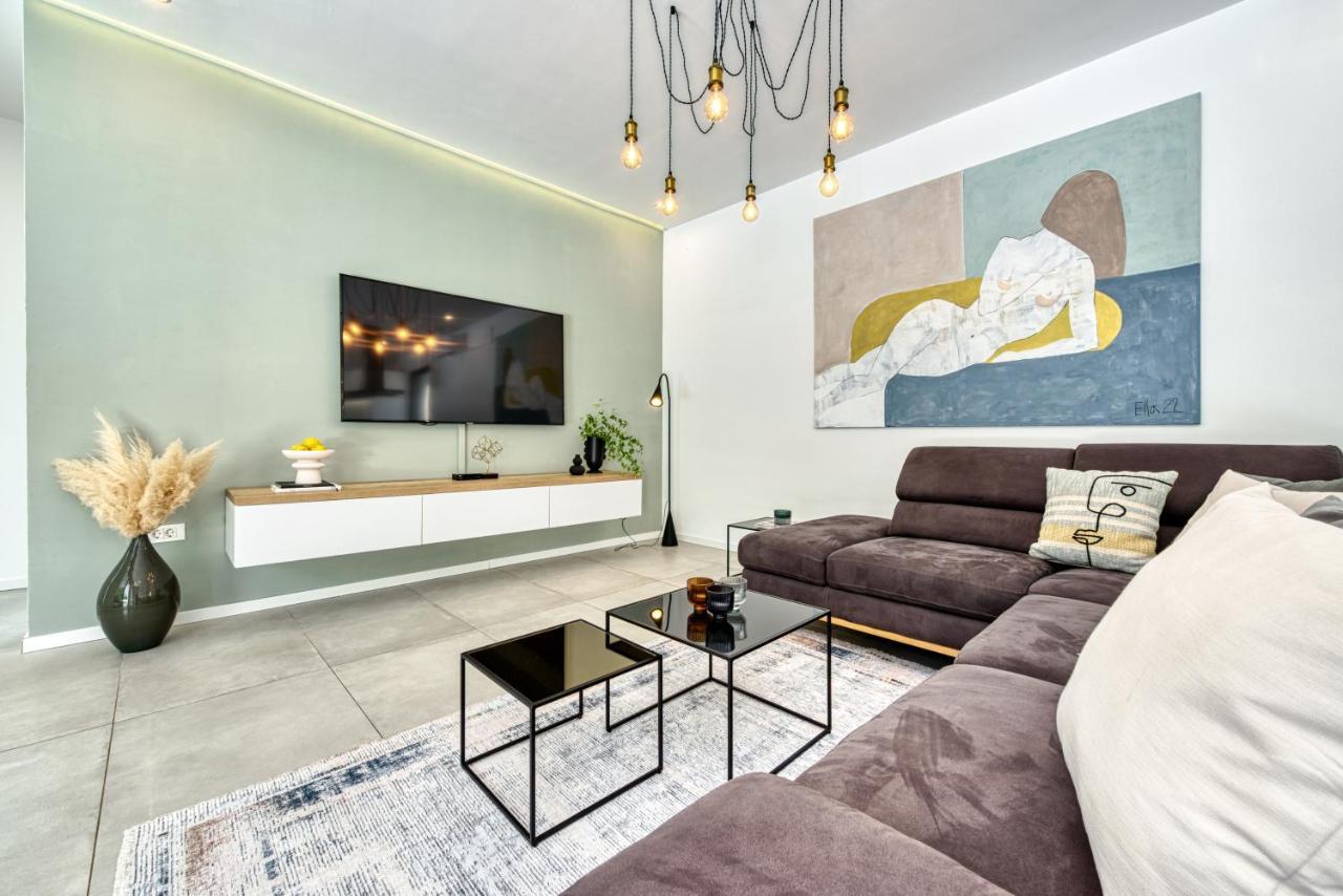 Villa Oasis - Your Luxury Home Away From Home Celopeci Экстерьер фото
