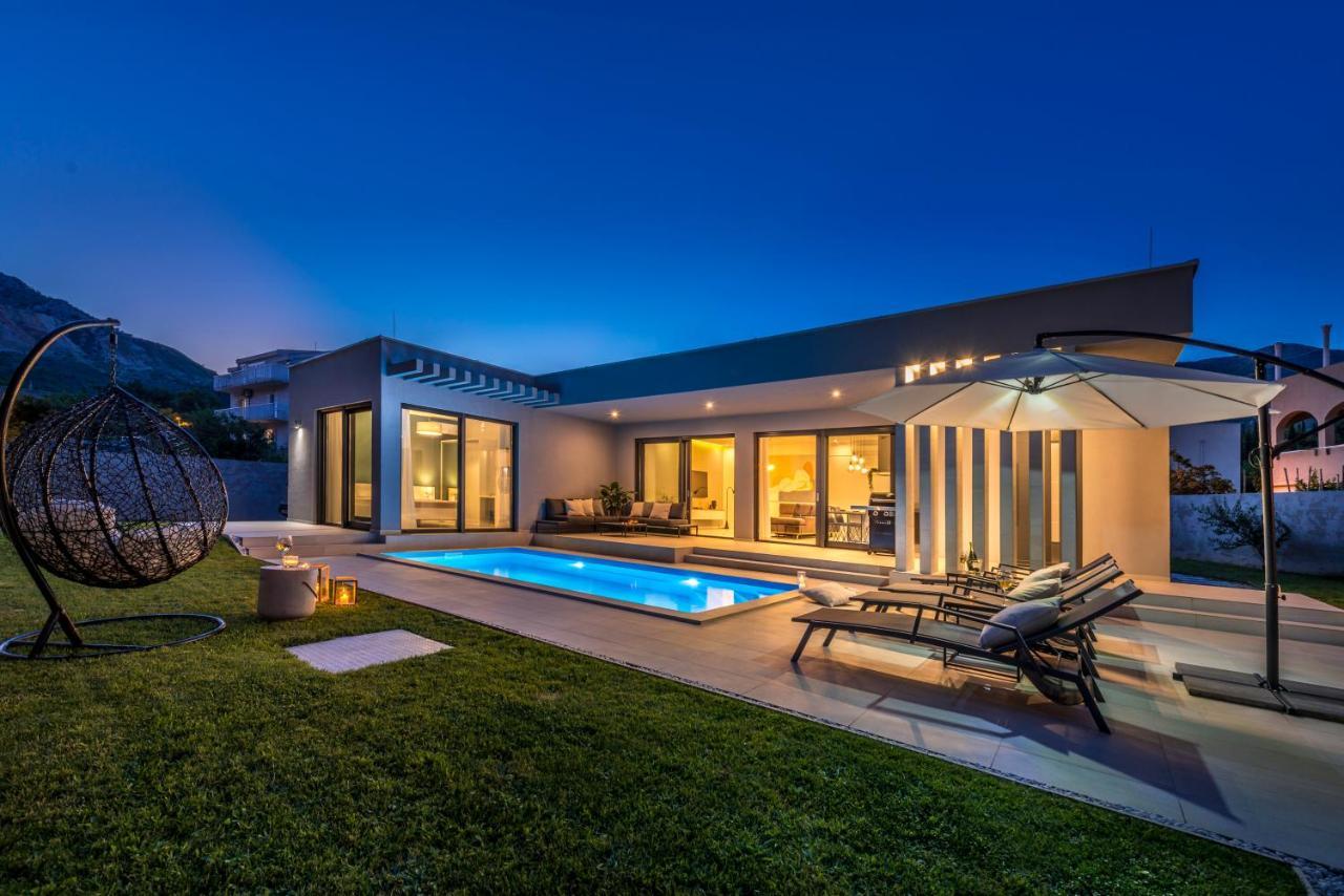 Villa Oasis - Your Luxury Home Away From Home Celopeci Экстерьер фото